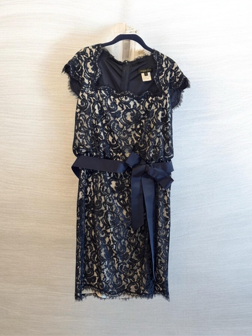 Tadashi Shoji Navy Lace Sheath Dress Satin Sash Size 16 Cocktail Wedding Guest